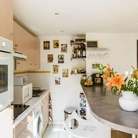 Appartement Heart Of Marais, Quiet Parijs